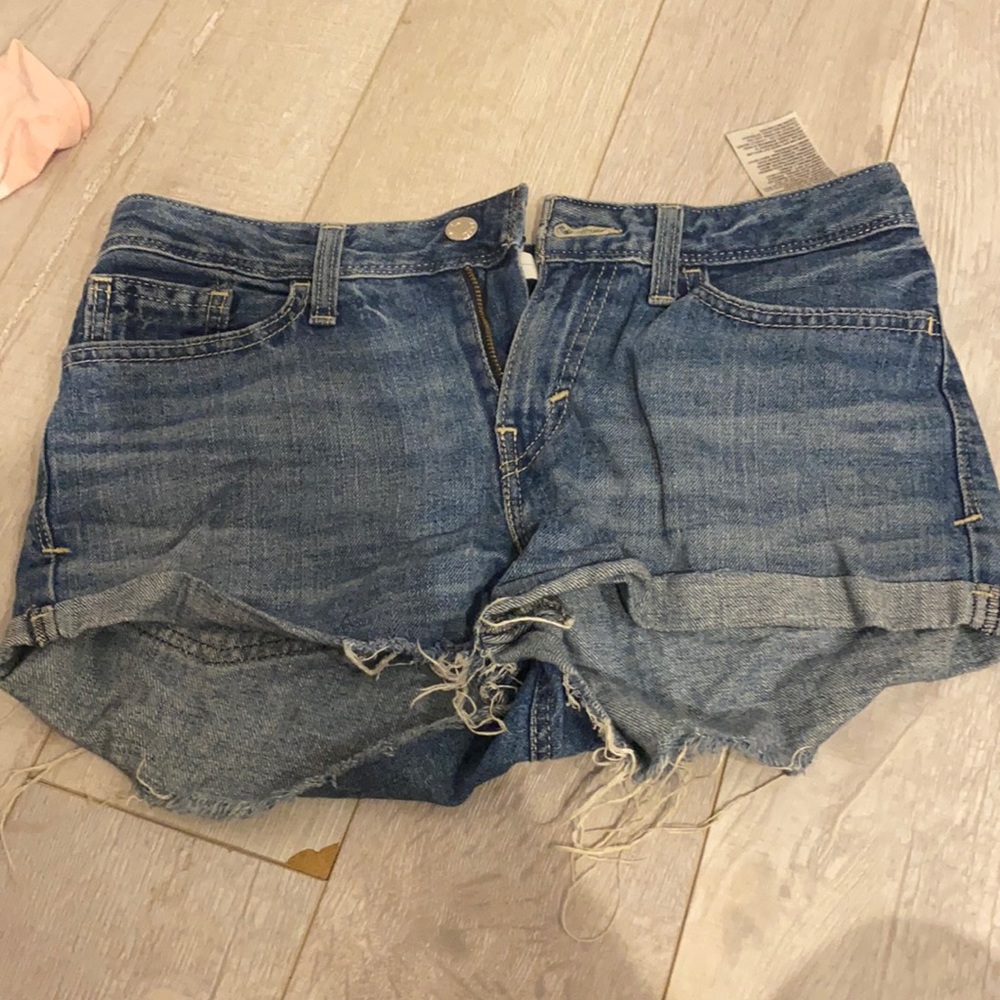 Levi’s high waisted shorts